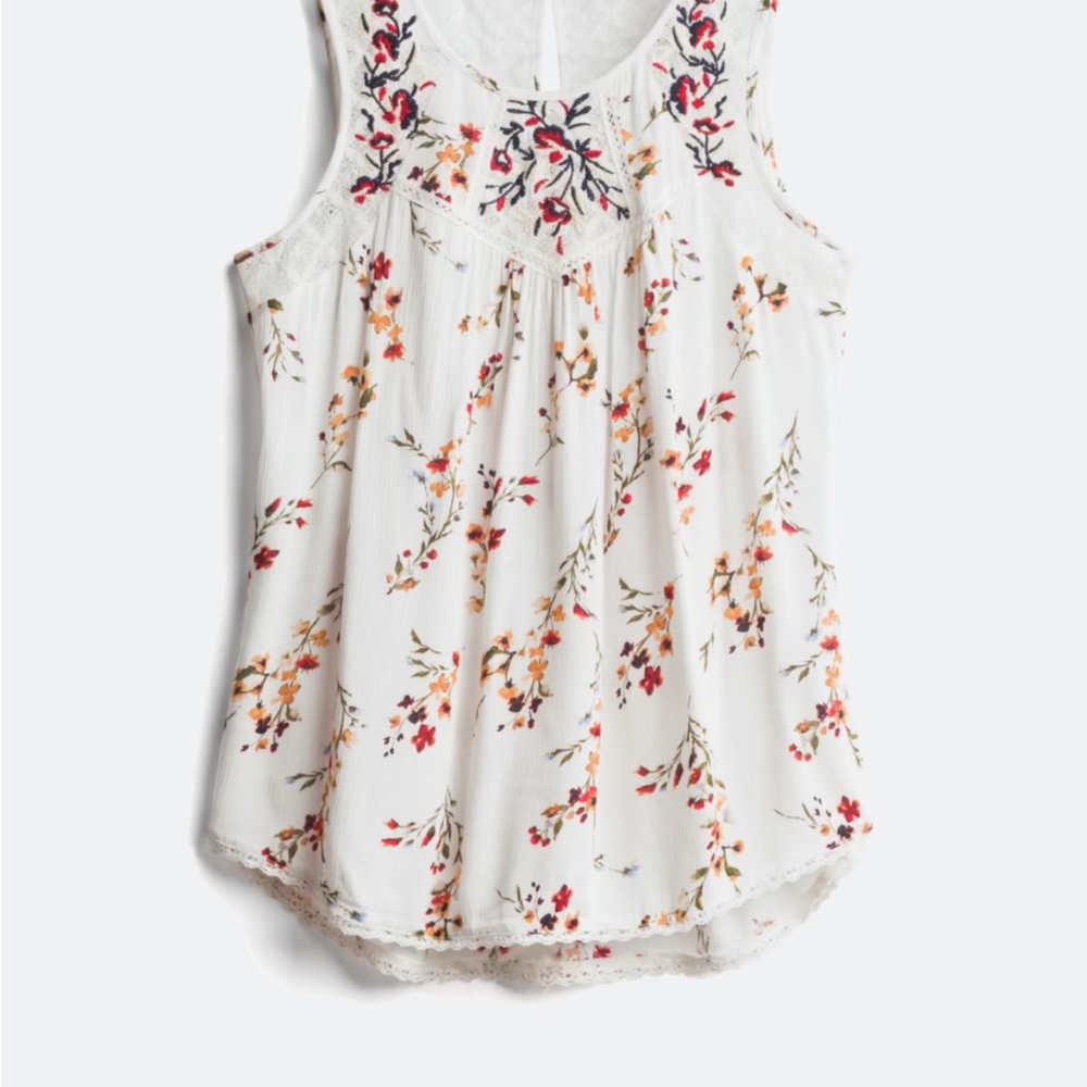 Tempesta Lace Detail Blouse